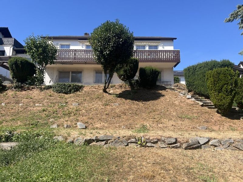 Großzügiges Einfamilienhaus (ELW möglich) mit großem Garten in Breuberg / Sandbach
